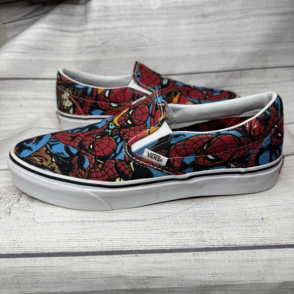 Vans x Marvel Classic Slip On Spider Man Sneakers Slip‎ On Men's Size 8 W 9.5